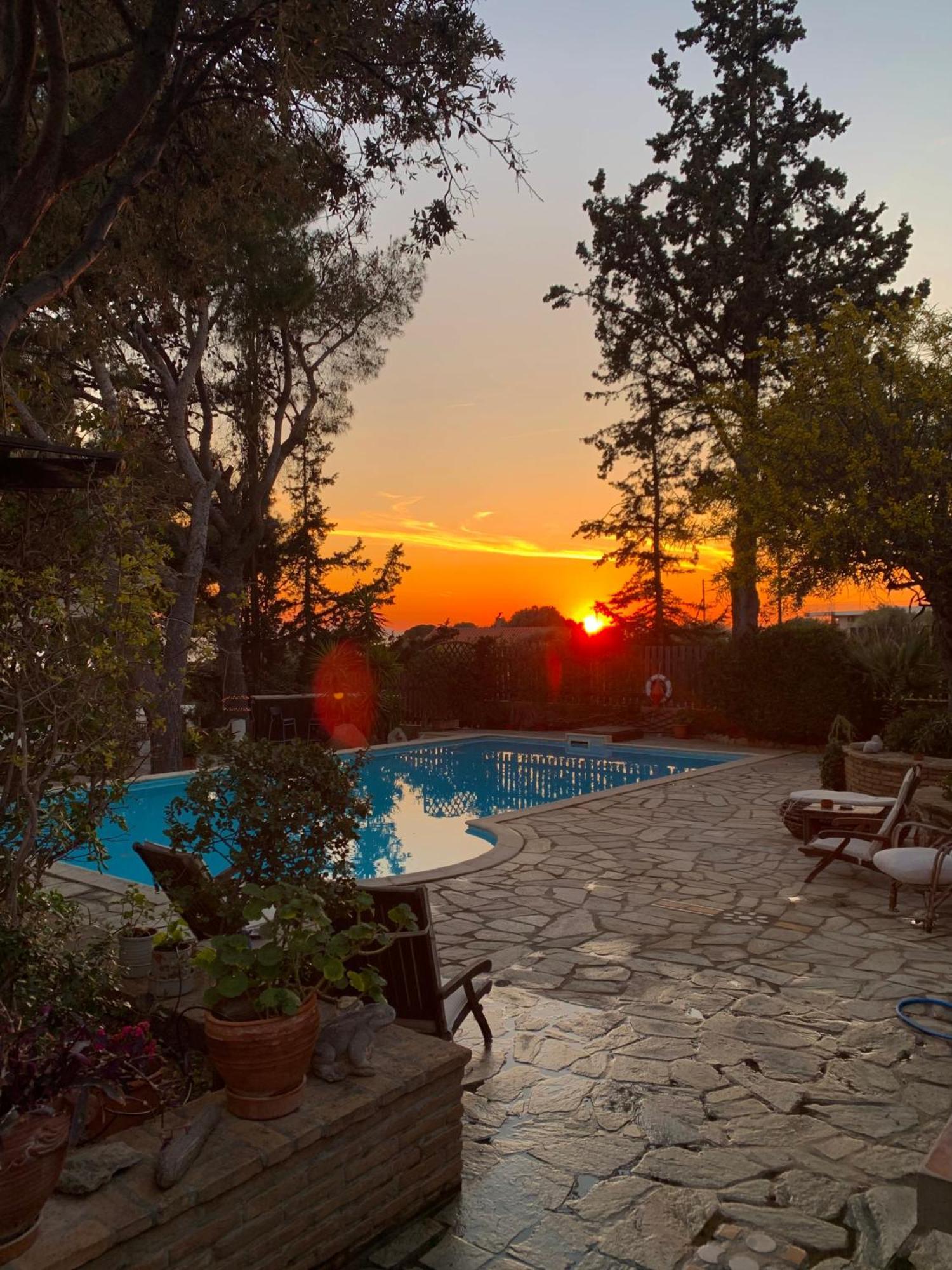 Villa Eleni Sounion Exterior photo